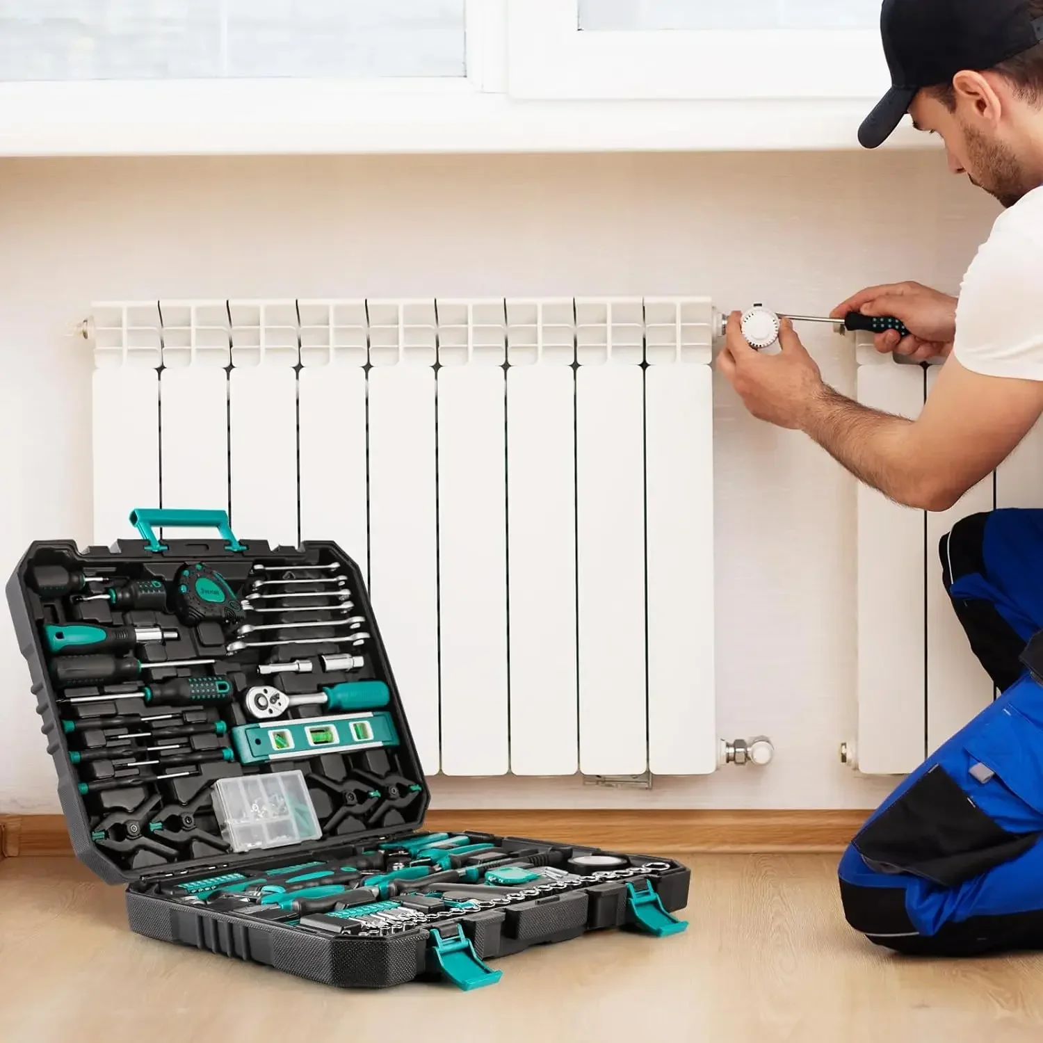 198-Piece Hand Tool & Socket Ratchet Set with Screwdrivers for Home & Car Repair - Image 3